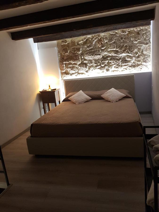 La Rosa Dei Venti " Maestrale " Apartman Palermo Kültér fotó