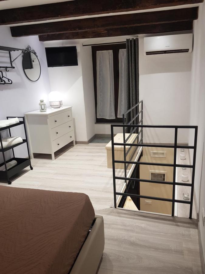 La Rosa Dei Venti " Maestrale " Apartman Palermo Kültér fotó