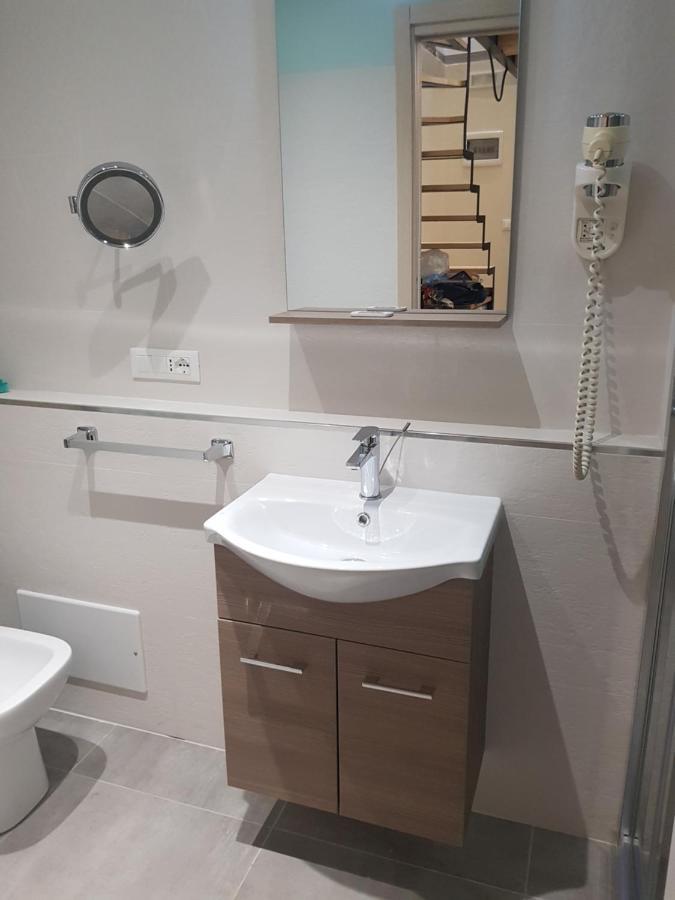 La Rosa Dei Venti " Maestrale " Apartman Palermo Kültér fotó