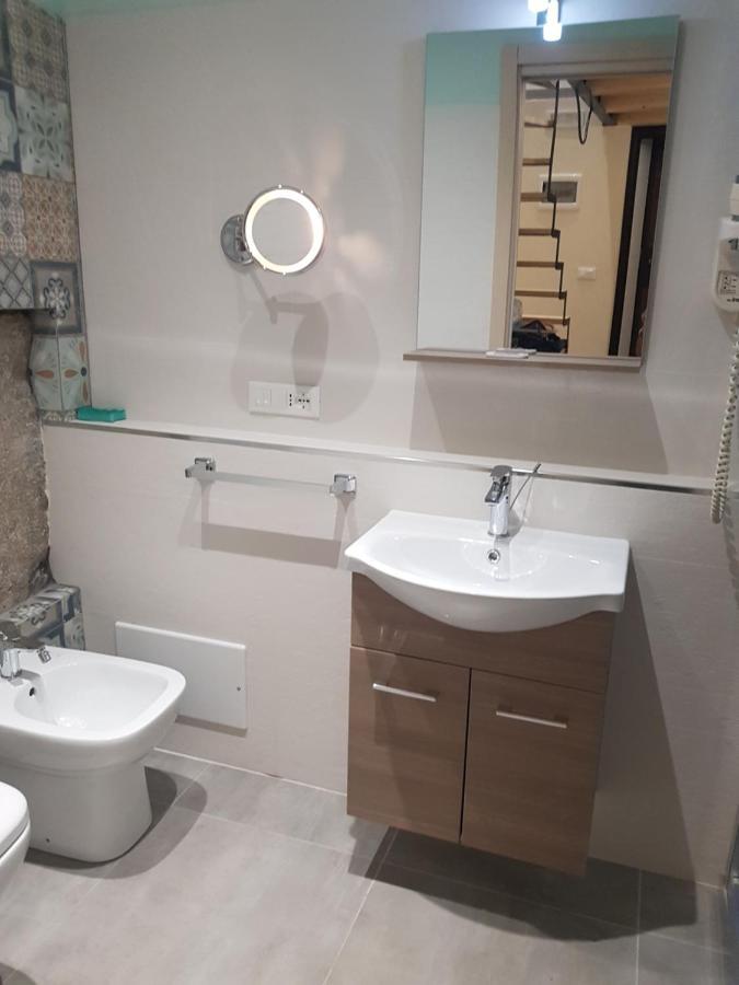 La Rosa Dei Venti " Maestrale " Apartman Palermo Kültér fotó